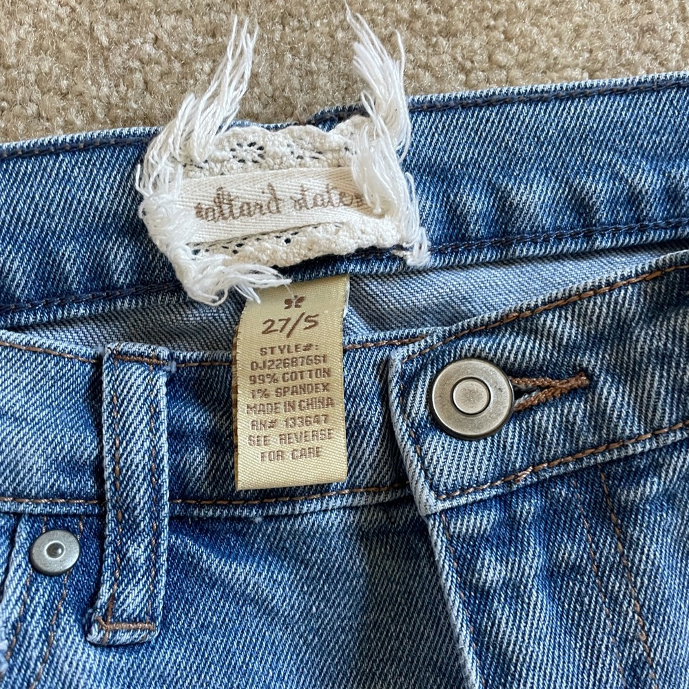 Altard State flare jeans in a size 27/5